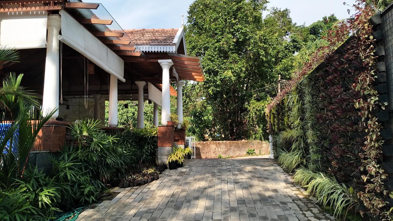 אטירפאלי Willow Heights מראה חיצוני תמונה